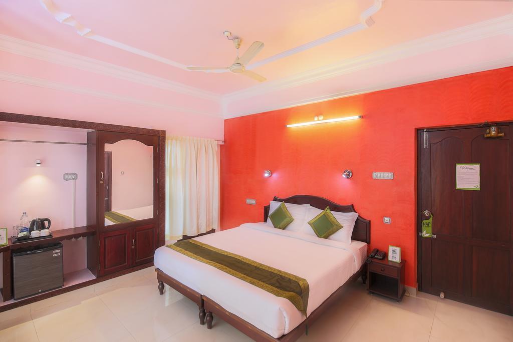 Treebo Moonlight Hotel Thiruvananthapuram ภายนอก รูปภาพ