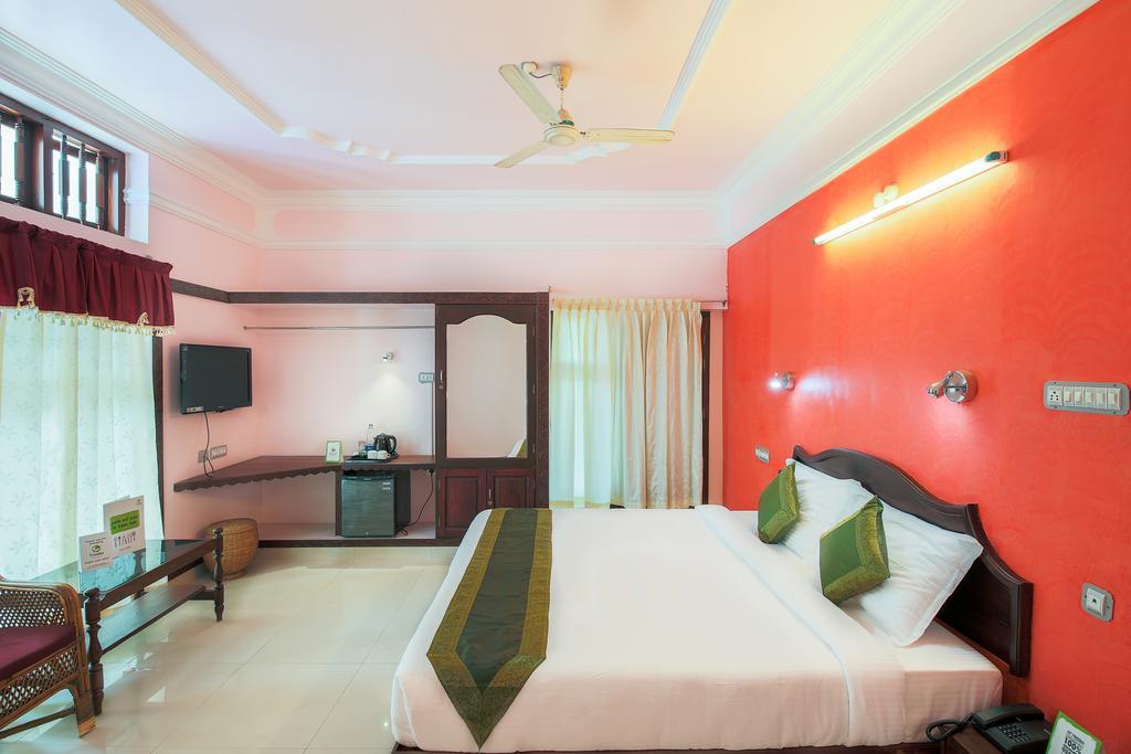Treebo Moonlight Hotel Thiruvananthapuram ภายนอก รูปภาพ