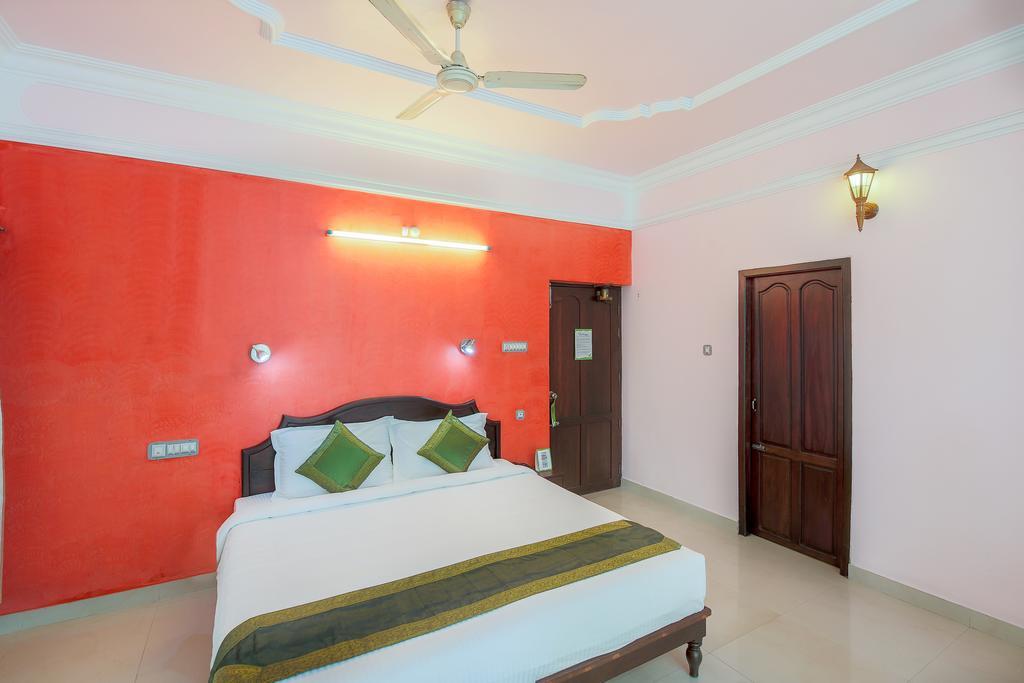 Treebo Moonlight Hotel Thiruvananthapuram ภายนอก รูปภาพ