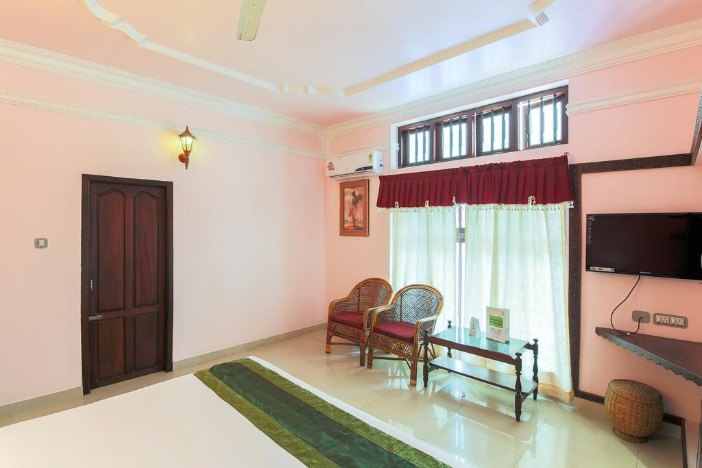 Treebo Moonlight Hotel Thiruvananthapuram ภายนอก รูปภาพ