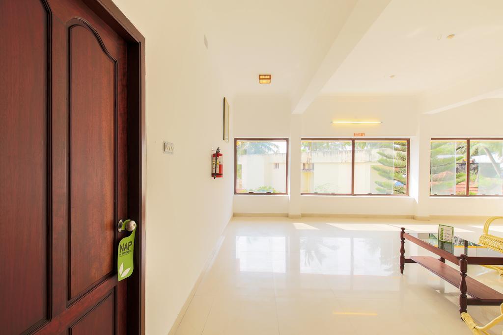Treebo Moonlight Hotel Thiruvananthapuram ภายนอก รูปภาพ